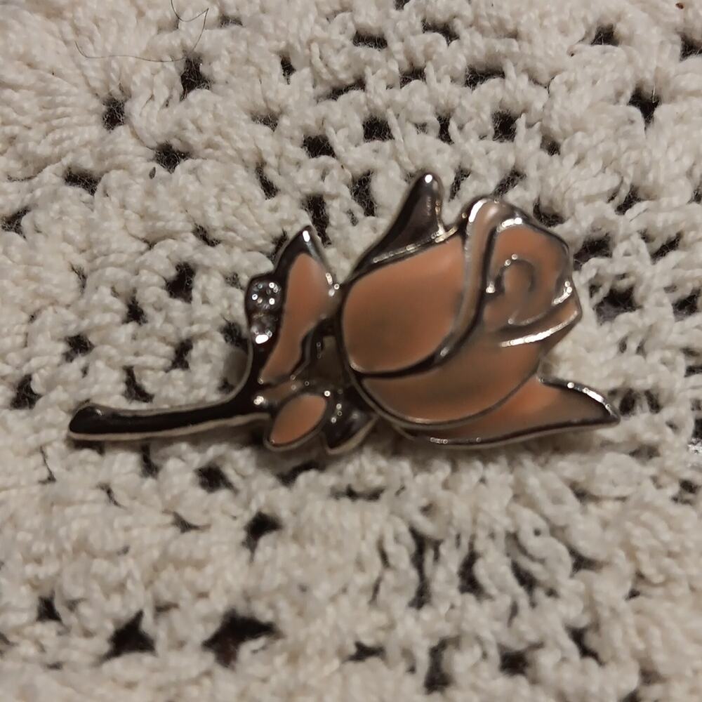 Vintage Rose Pin Brooch Small Lightweight Silver Tone and‎ Tan